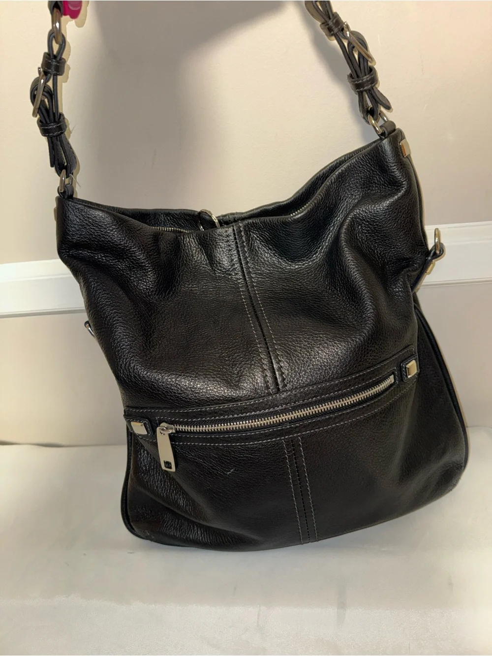 Women’s Black Leather Shoulder Bag
